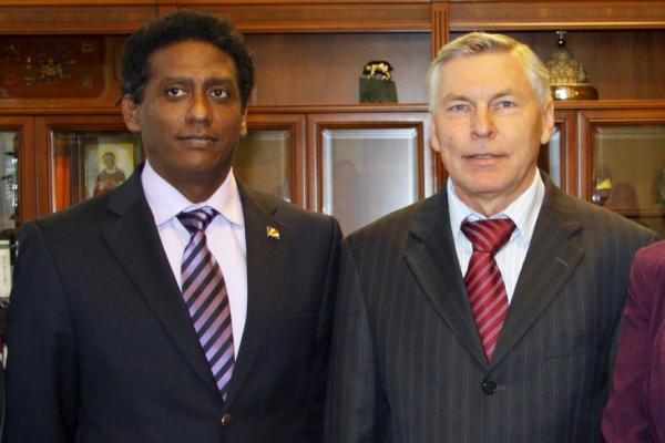 С вице-президентом Республики Сейшельские Острова гр-нином Данни Фором